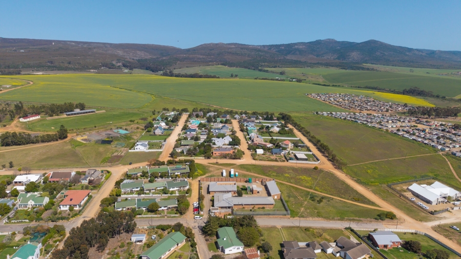 2 Bedroom Property for Sale in Napier Western Cape